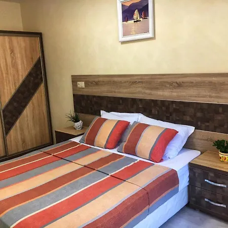 Апартаменты Desi Поморие